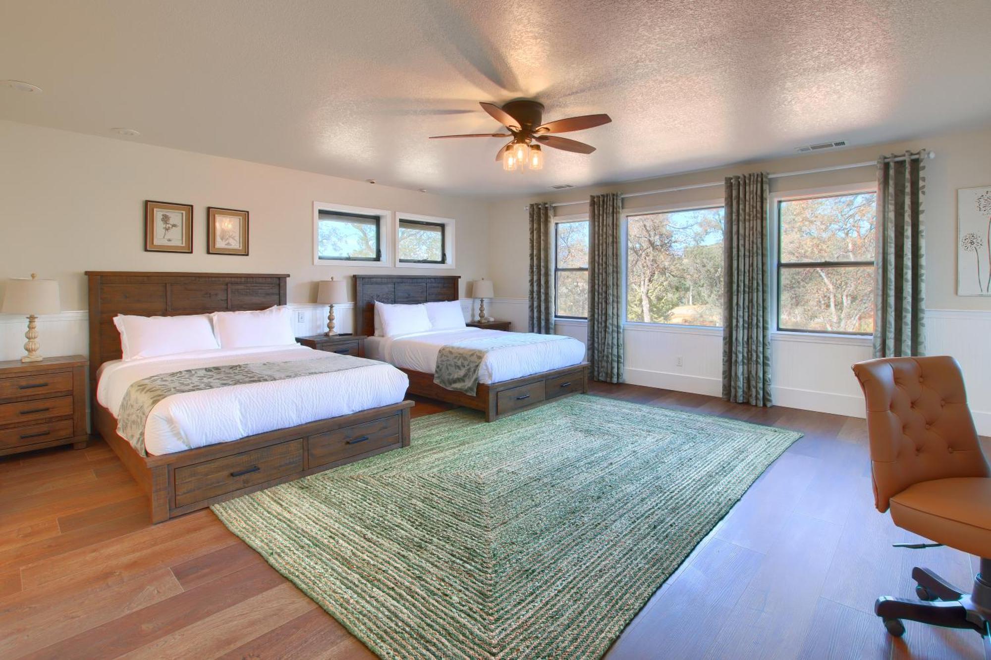 New! Yosemite Mountain Villa, Stunning Views -More Oakhurst Exterior foto