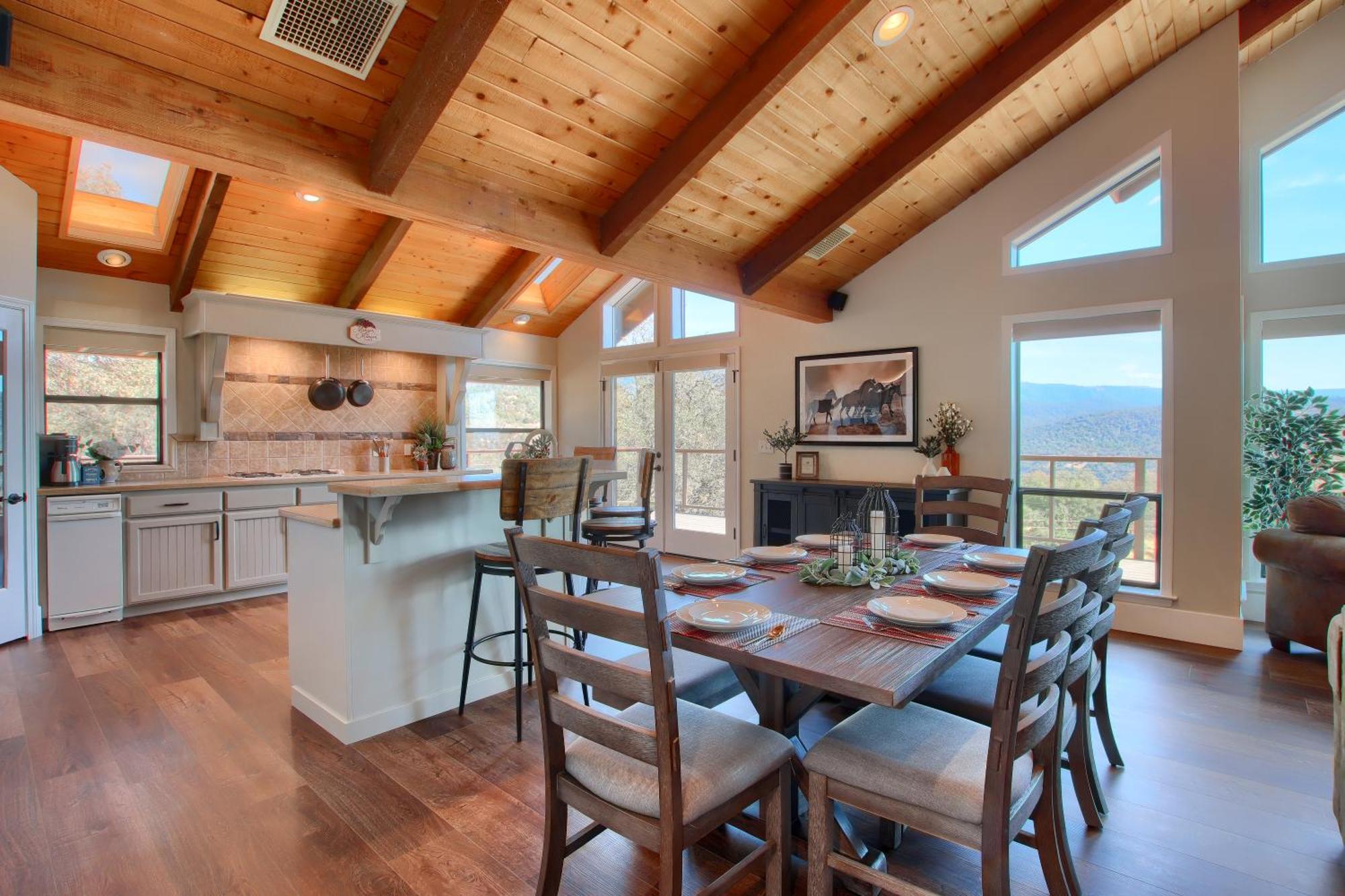New! Yosemite Mountain Villa, Stunning Views -More Oakhurst Exterior foto